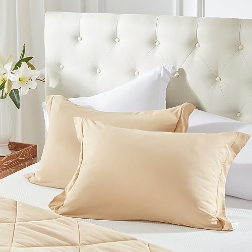 King Size Lightweight Reversible Comforter Set in Khaki/White